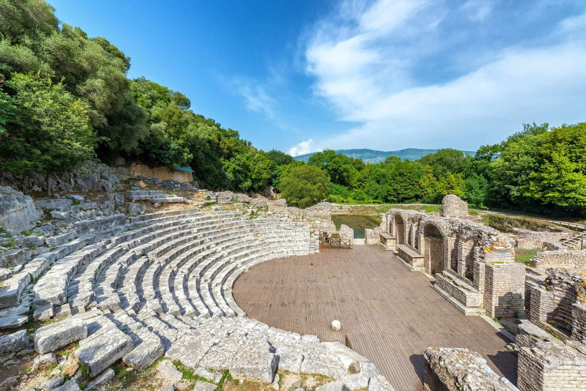 l’Albanie est-elle une destination culturelle et historique fascinante