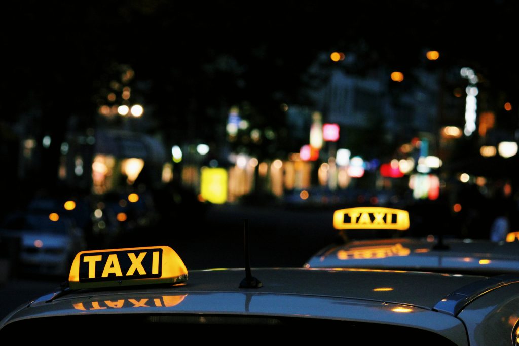 les taxis sont chers en Albanie